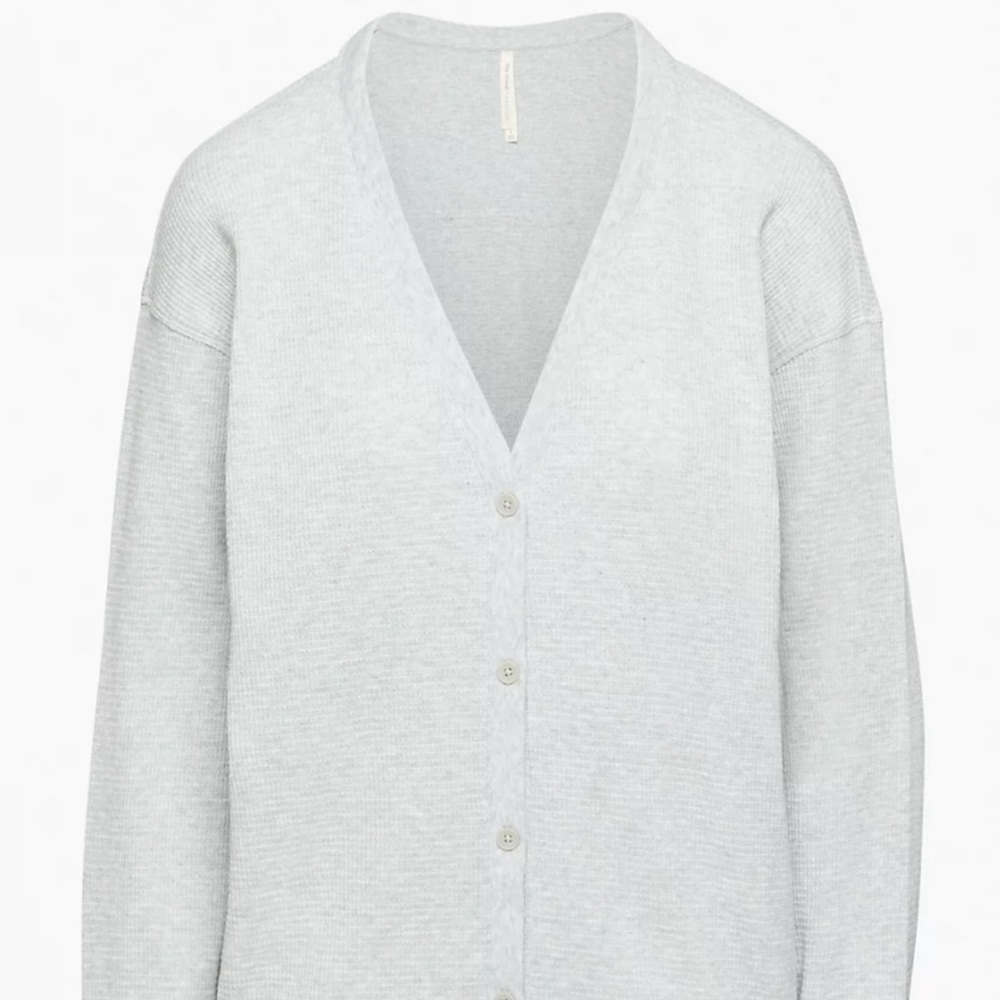 NWT Aritzia The Group Thermal Button-Up Cardigan in Heather Light Cool Grey - Picture 3 of 9